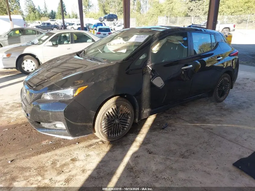 2025 NISSAN LEAF SV PLUS