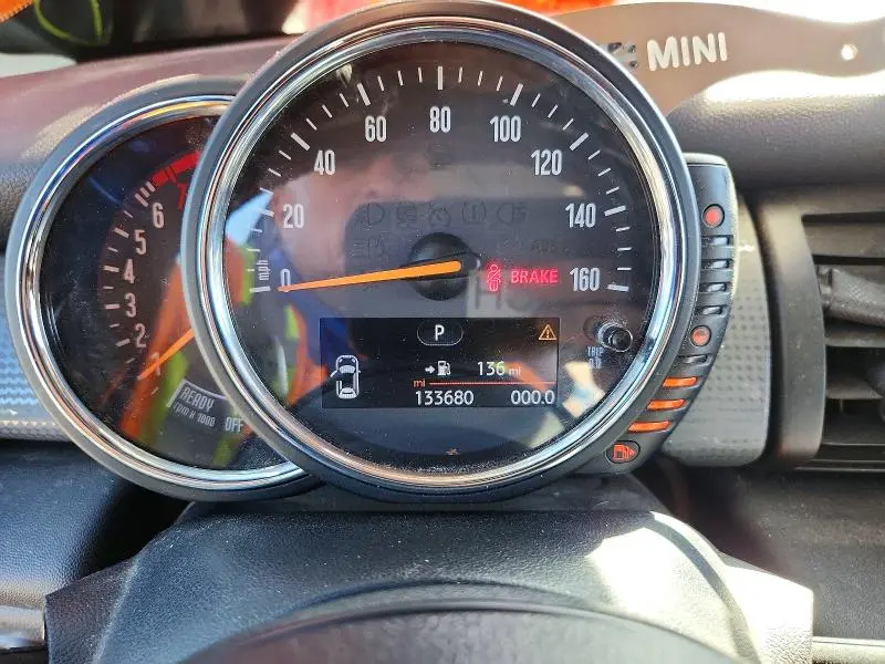 2015 MINI COOPER   