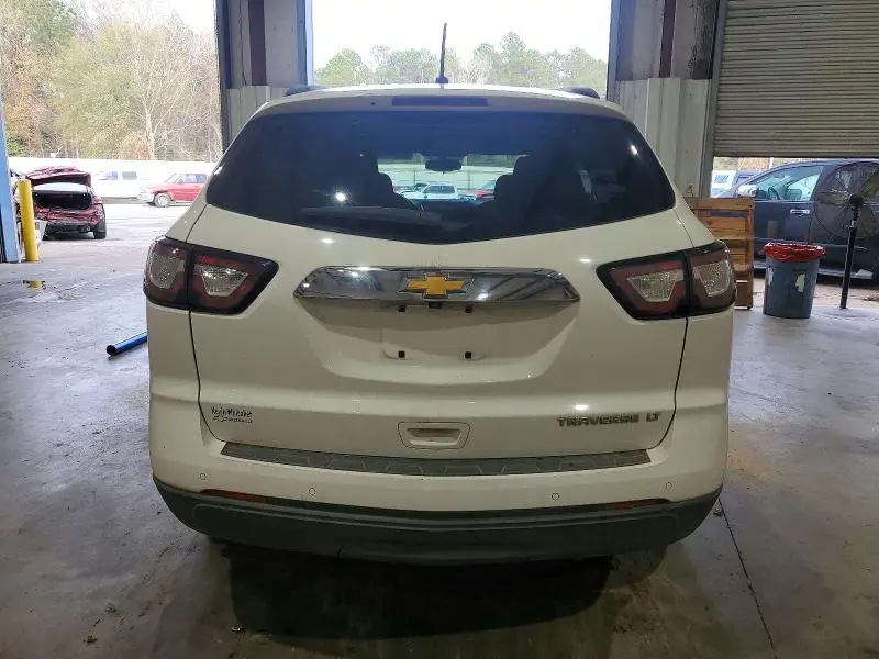 2013 CHEVROLET TRAVERSE LT  