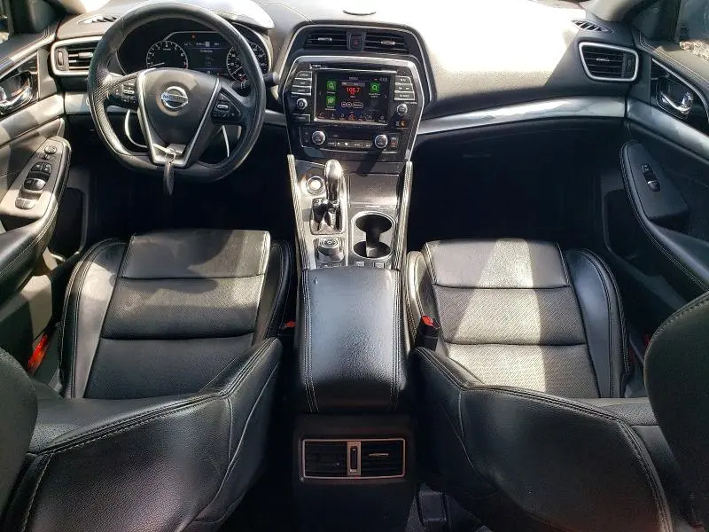 2021 NISSAN MAXIMA SV  
