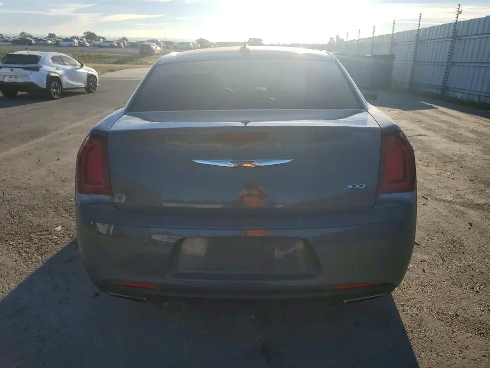 2019 CHRYSLER 300 S  