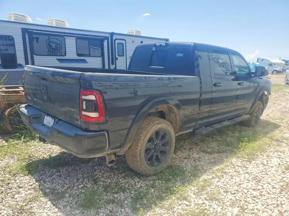 2019 RAM 3500 LARAMIE  