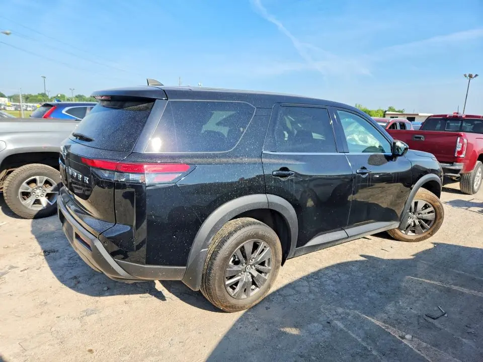 2023 NISSAN PATHFINDER S  