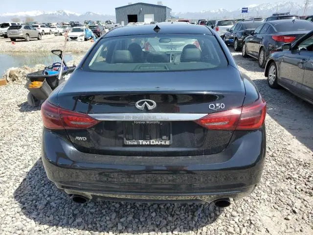 2018 INFINITI Q50 LUXE