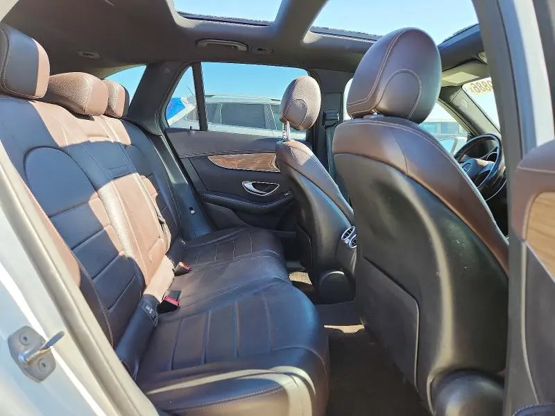 2018 MERCEDES-BENZ GLC 300  
