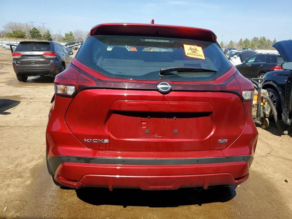 2023 NISSAN KICKS SR  