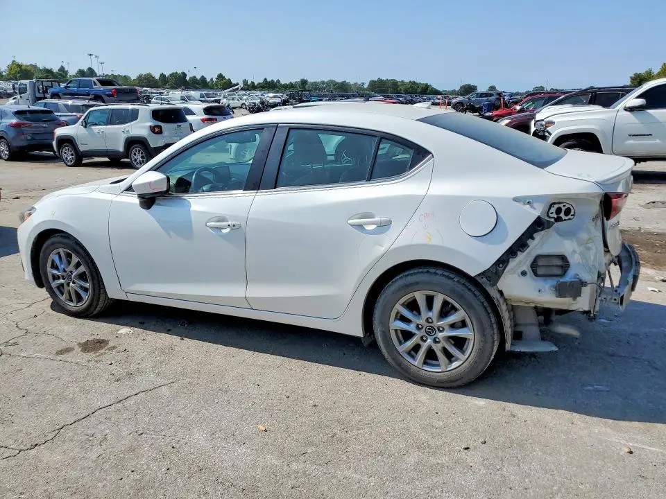 2016 MAZDA 3 TOURING  
