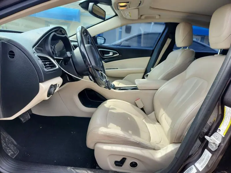 2016 CHRYSLER 200 C  
