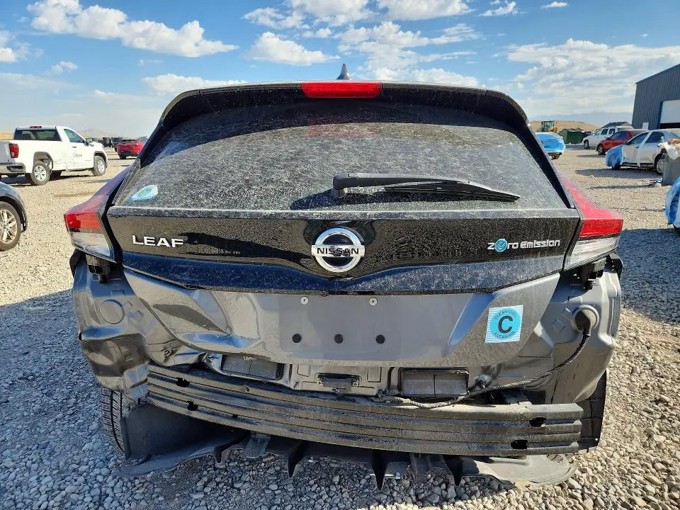 2018 NISSAN LEAF S  