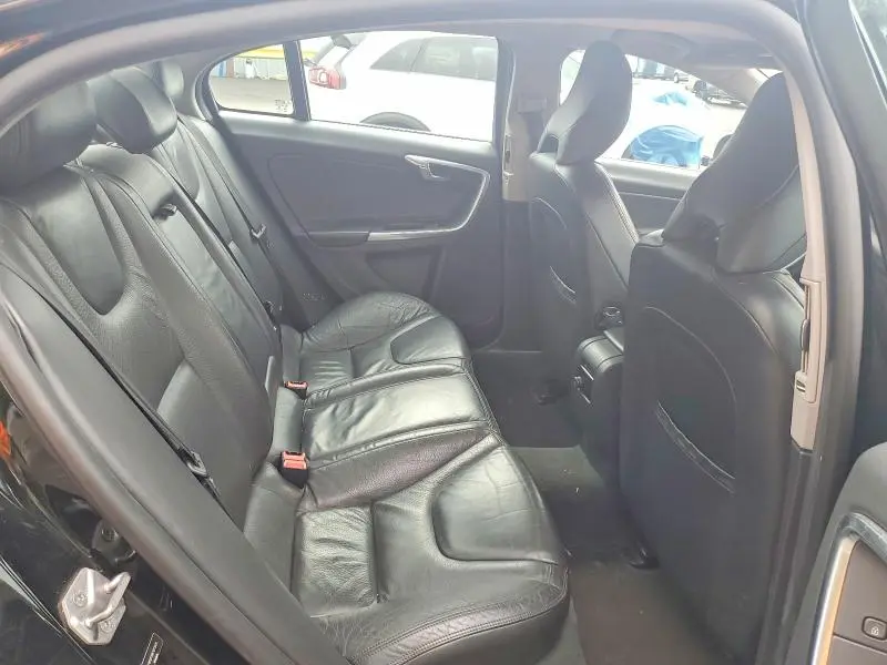 2014 VOLVO S60 T5  