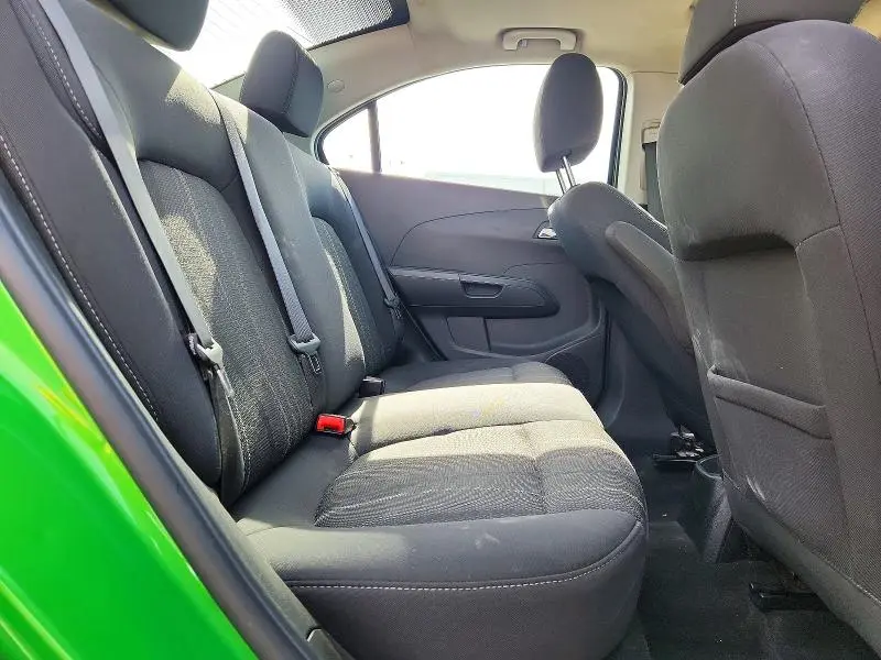 2015 CHEVROLET SONIC LT  