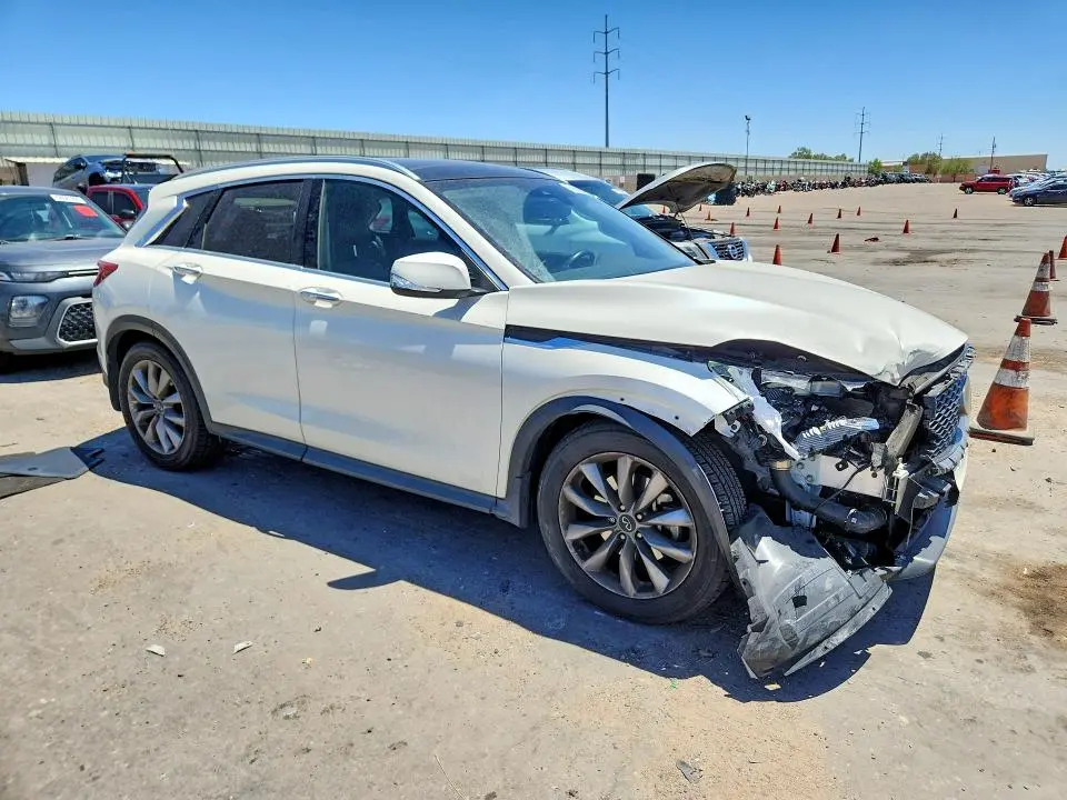 2020 INFINITI QX50 LUXE  