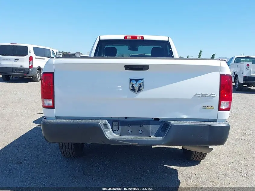 2019 RAM 1500 CLASSIC TRADESMAN  4X4 8' BOX