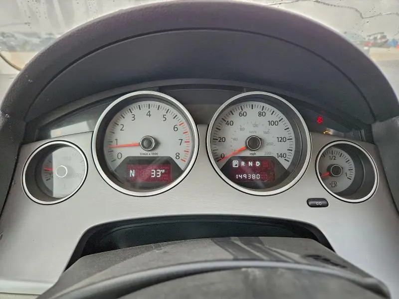 2011 VOLKSWAGEN ROUTAN SE  