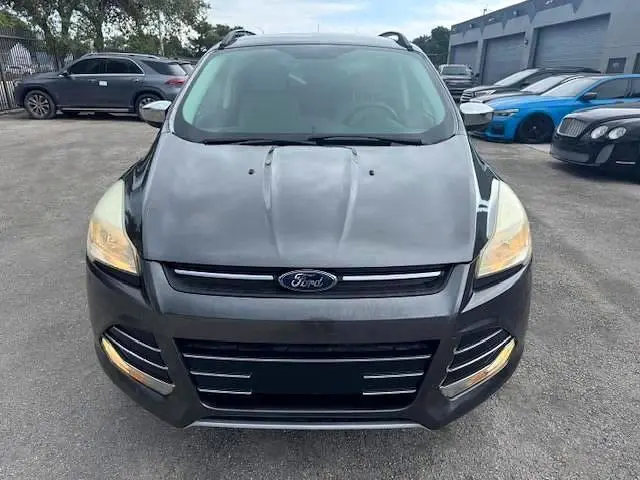 2016 FORD ESCAPE SE  