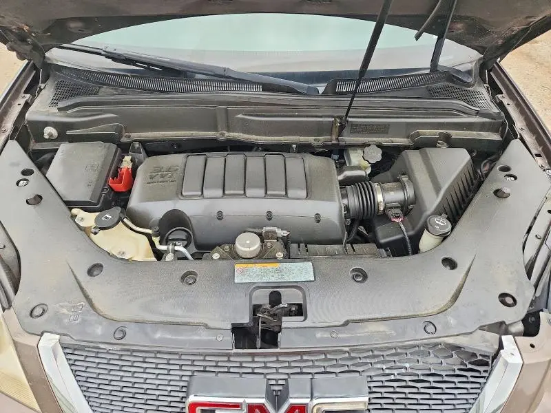 2011 GMC ACADIA SLE  