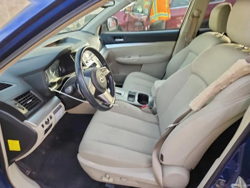 2010 SUBARU OUTBACK 2.5I PREMIUM  