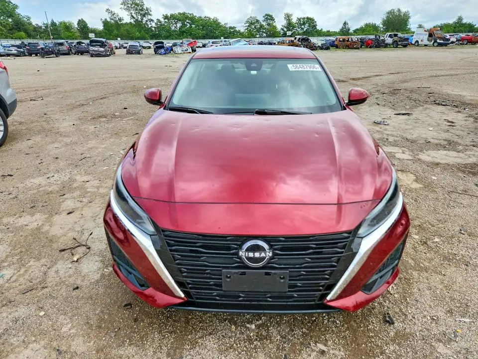 2023 NISSAN ALTIMA SV  