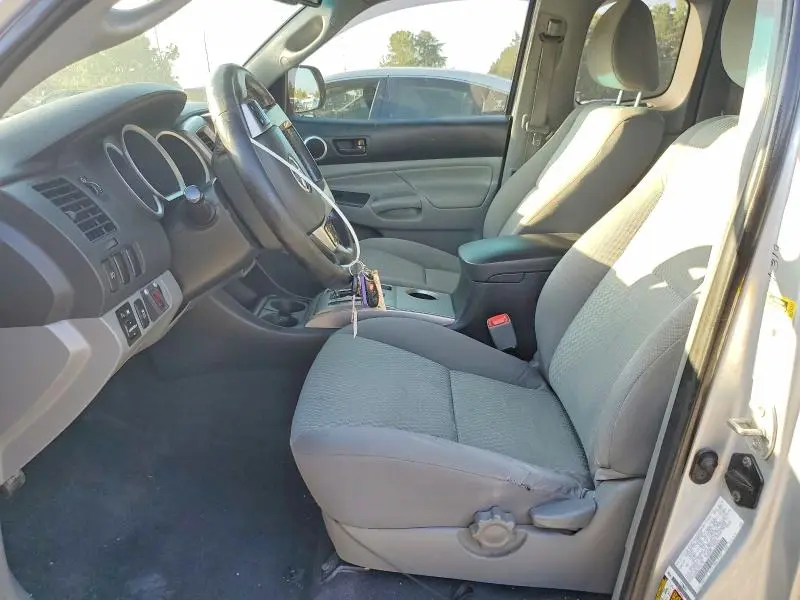2013 TOYOTA TACOMA V6  