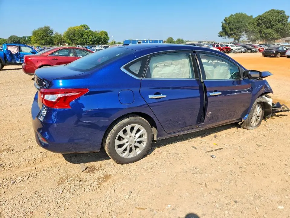 2019 NISSAN SENTRA SV  