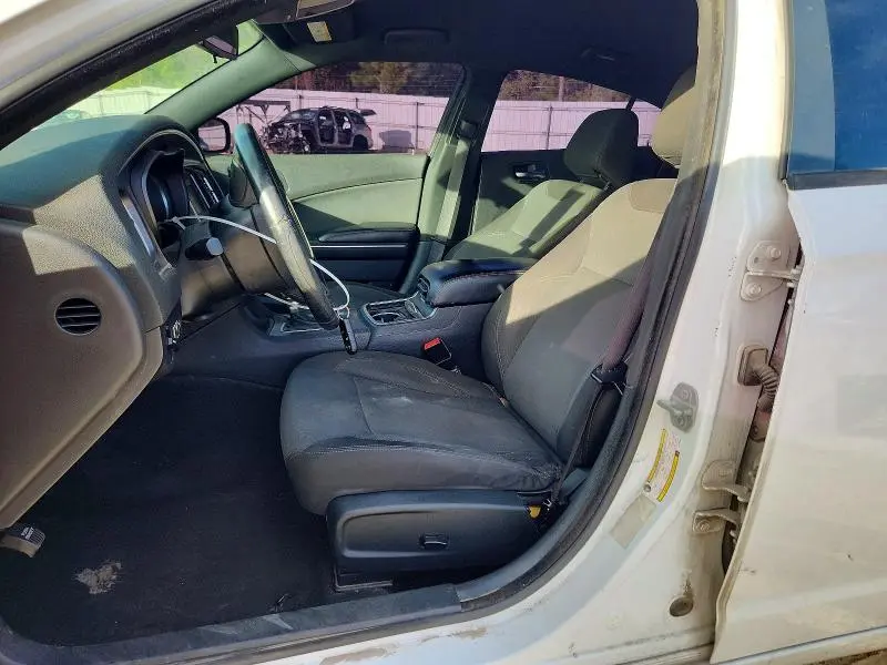 2015 DODGE CHARGER SE  