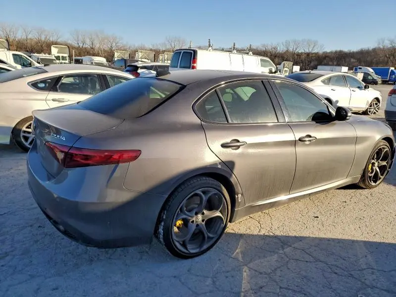 2018 ALFA ROMEO GIULIA TI Q4  