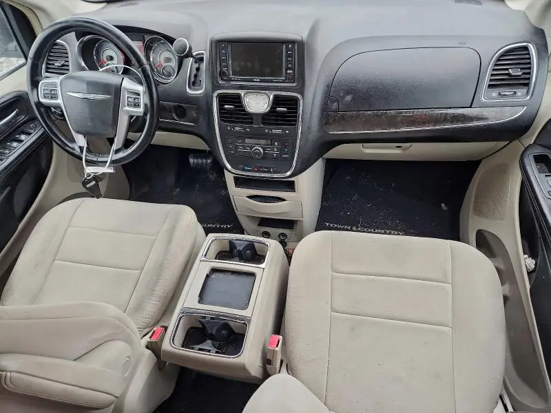 2011 CHRYSLER TOWN & COUNTRY TOURING  