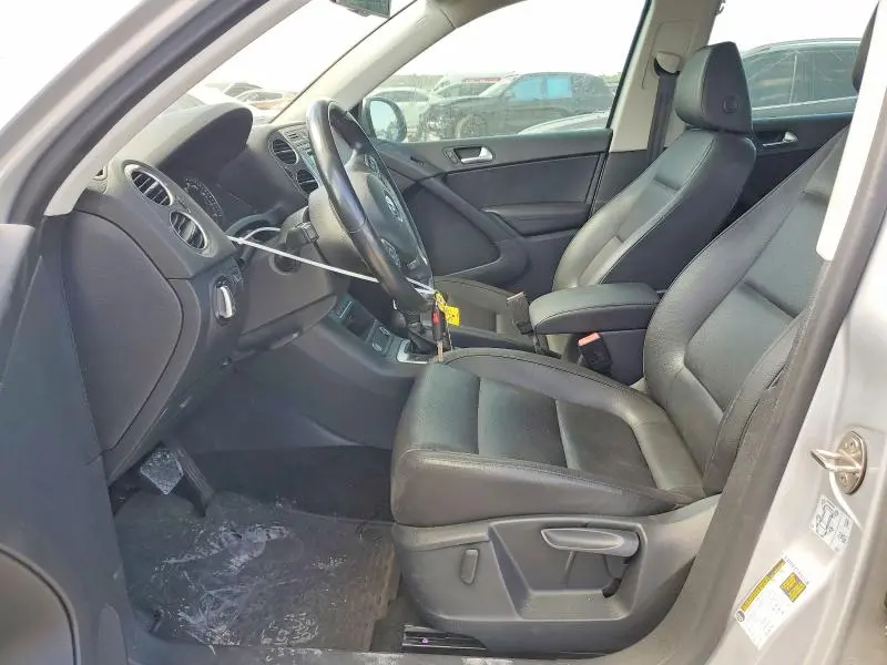 2016 VOLKSWAGEN TIGUAN S  