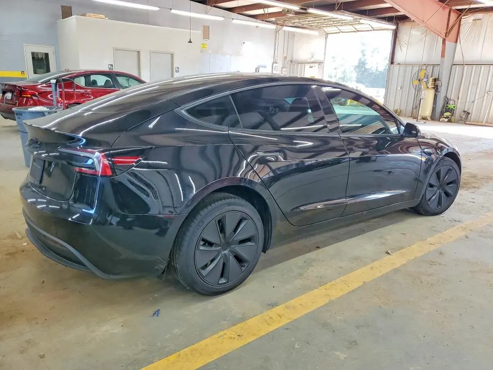 2026 TESLA MODEL 3   
