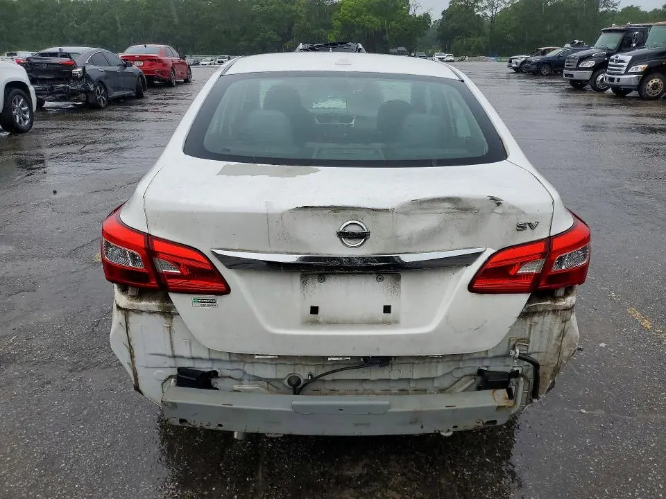 2018 NISSAN SENTRA SV  