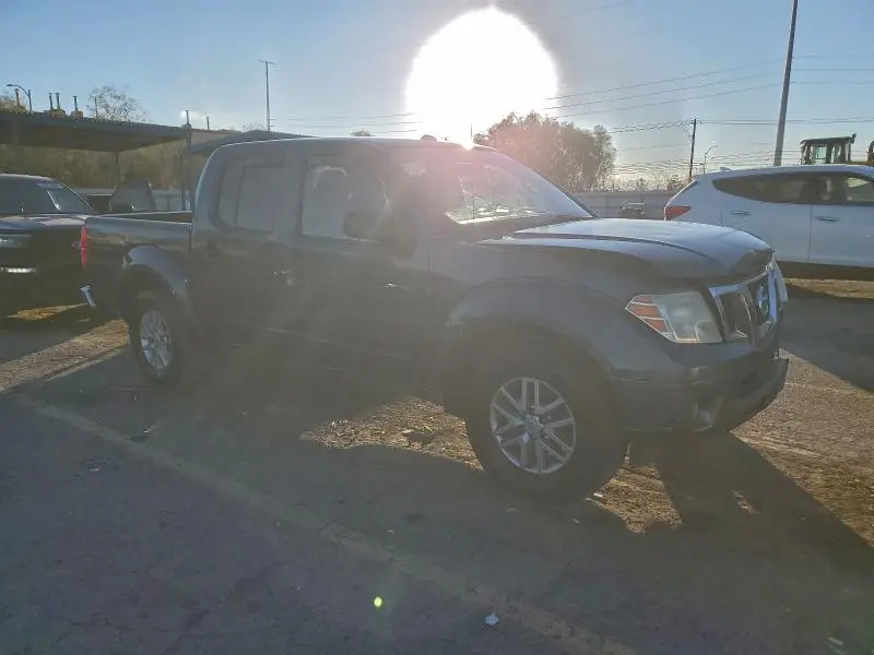 2014 NISSAN FRONTIER S  