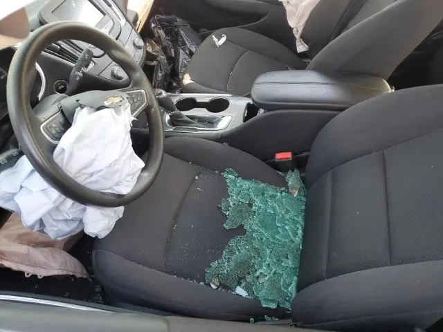 2017 CHEVROLET MALIBU LT  