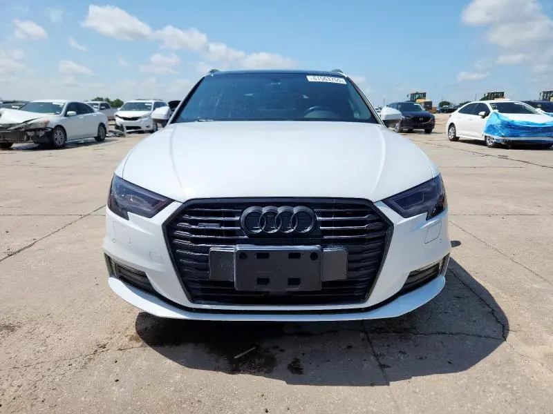 2018 AUDI A3 E-TRON PREMIUM PLUS  