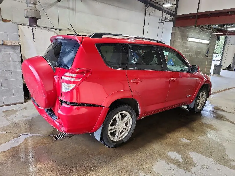 2011 TOYOTA RAV4 LIMITED  