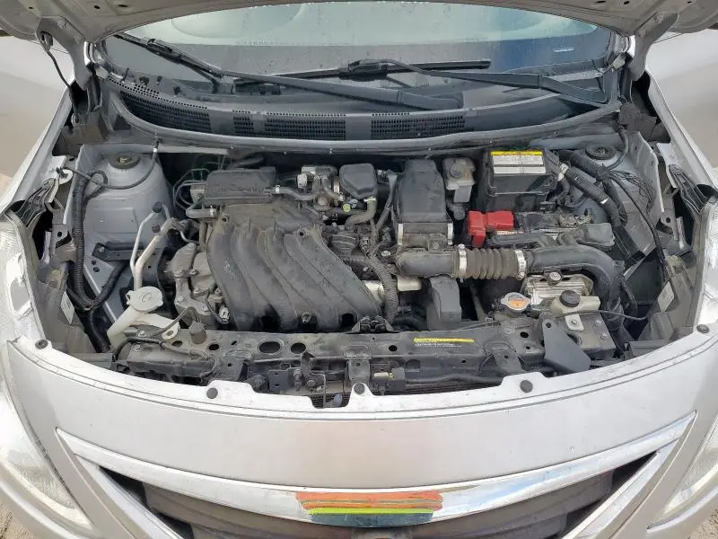 2016 NISSAN VERSA S  