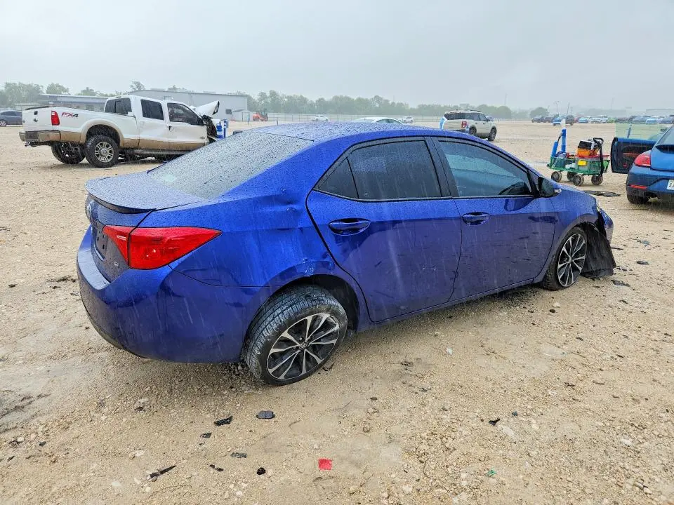 2019 TOYOTA COROLLA SE  