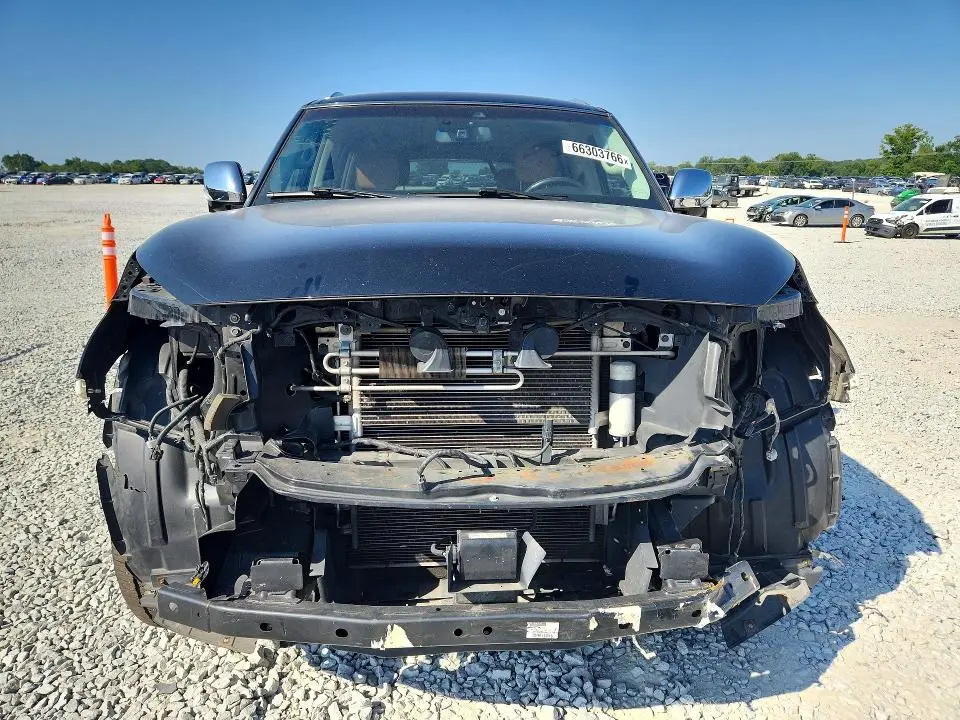 2017 INFINITI QX80 SIGNATURE EDITION  