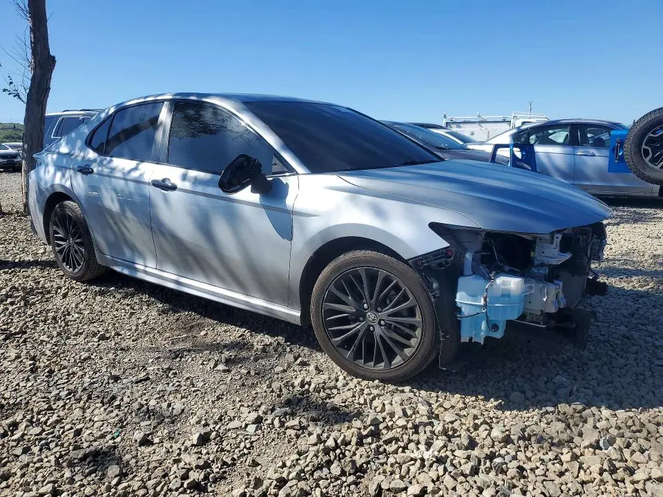 2022 TOYOTA CAMRY SE NIGHTSHADE  