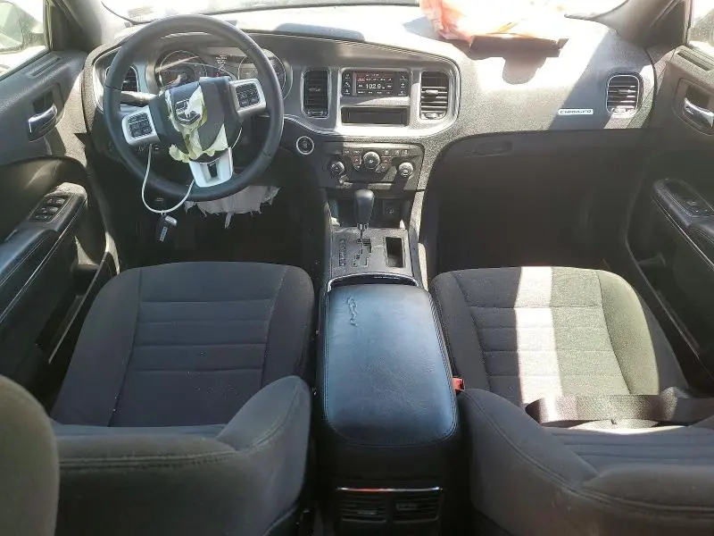 2013 DODGE CHARGER SE  