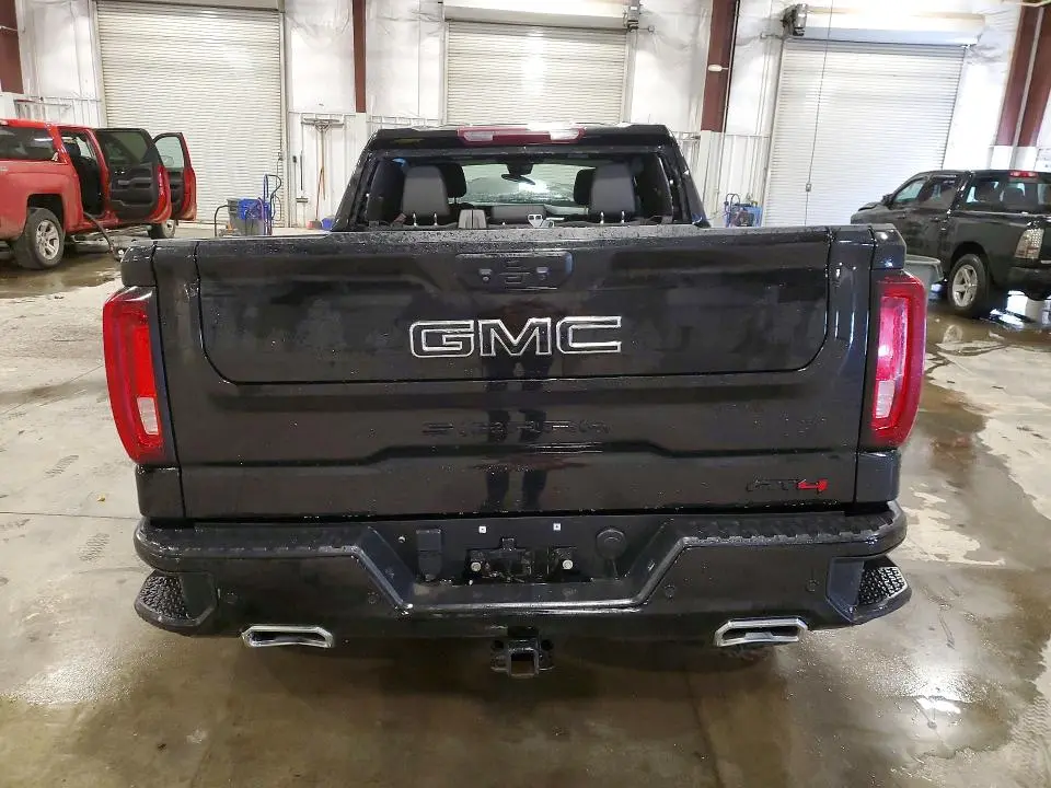 2023 GMC SIERRA K1500 AT4  