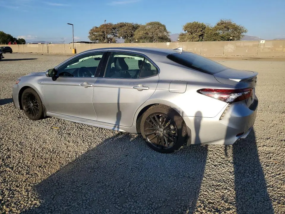 2021 TOYOTA CAMRY XSE  
