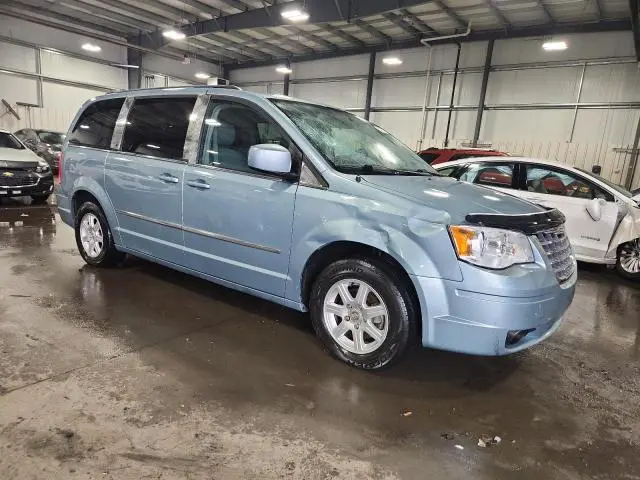 2010 CHRYSLER TOWN & COUNTRY TOURING  
