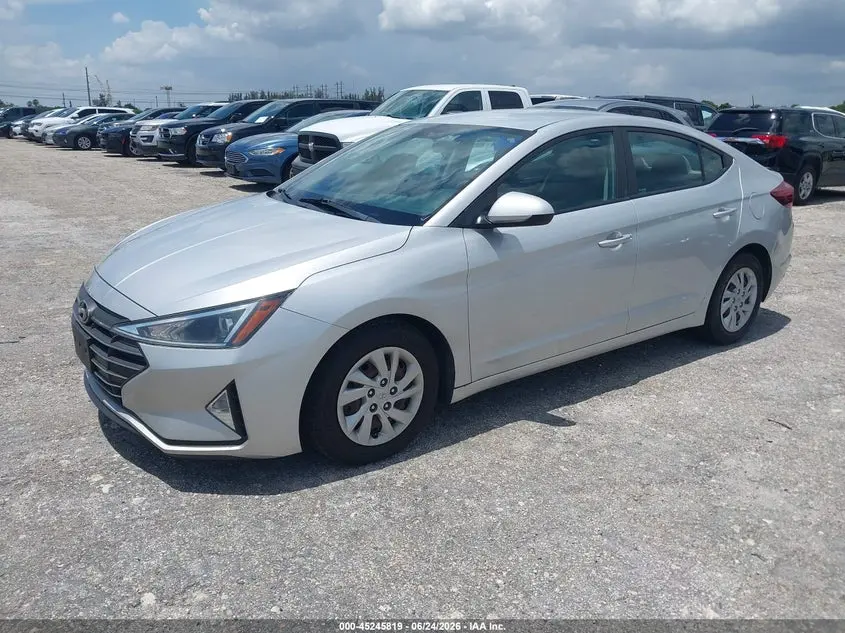 2019 HYUNDAI ELANTRA SE