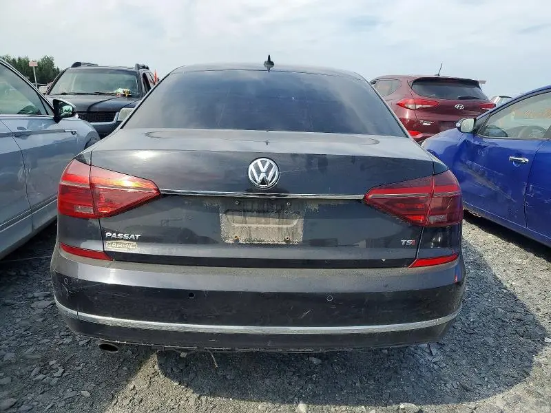 2018 VOLKSWAGEN PASSAT SE  