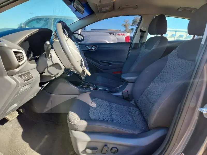 2018 HYUNDAI IONIQ SEL  