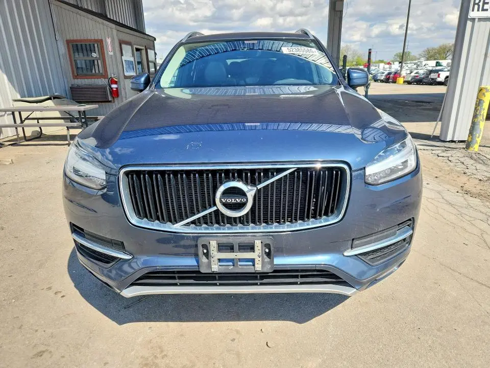 2018 VOLVO XC90 T5  