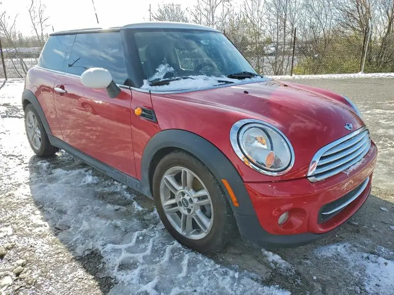 2012 MINI COOPER   