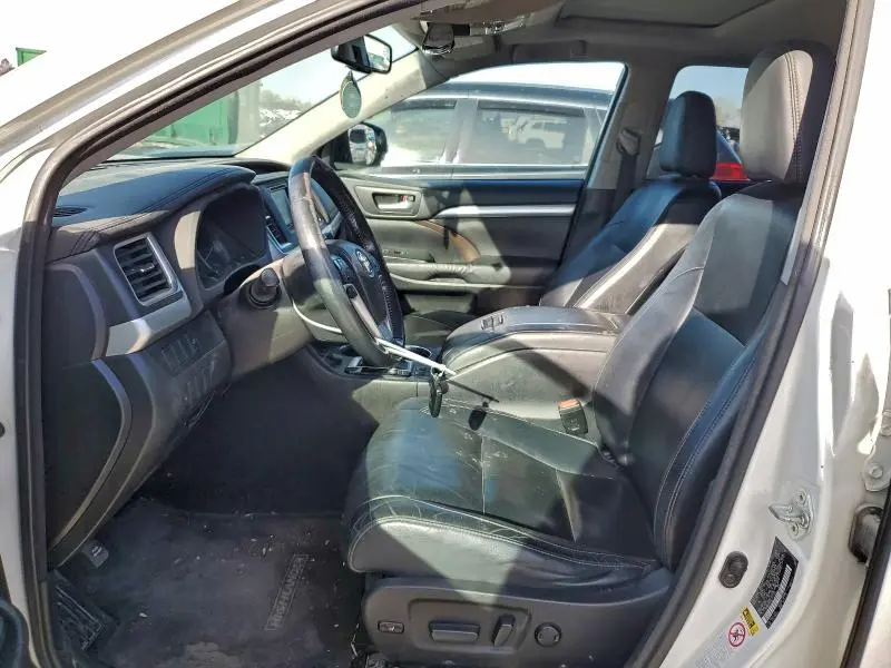 2014 TOYOTA HIGHLANDER XLE  