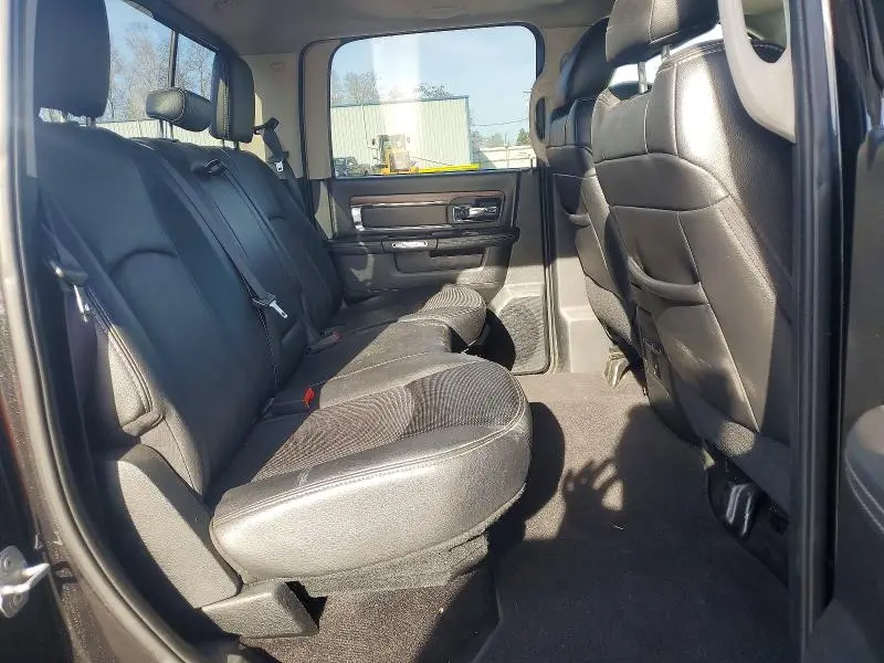 2016 RAM 1500 LARAMIE  