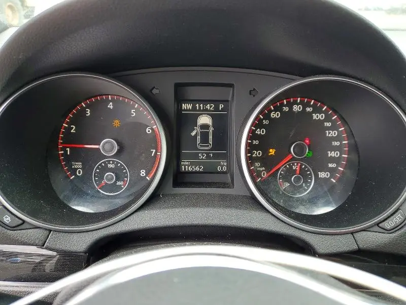 2011 VOLKSWAGEN GTI   